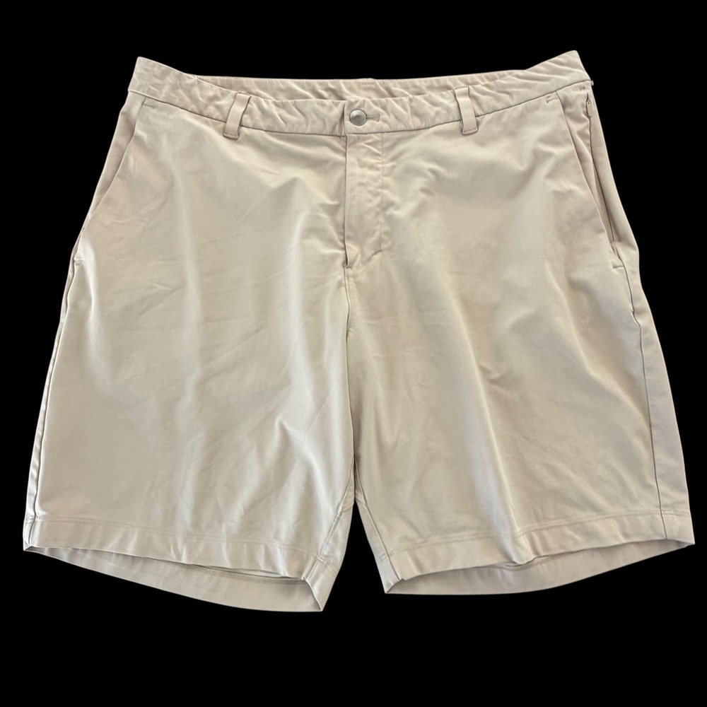 Lululemon Commission Short 9" Khaki Tan Mens Size 38 LM7B96S‎ Chino Golf Shorts